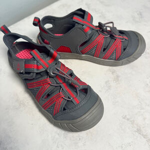 Boys Academy Sports O'Rageous Sandals Size 1 Gray and Red